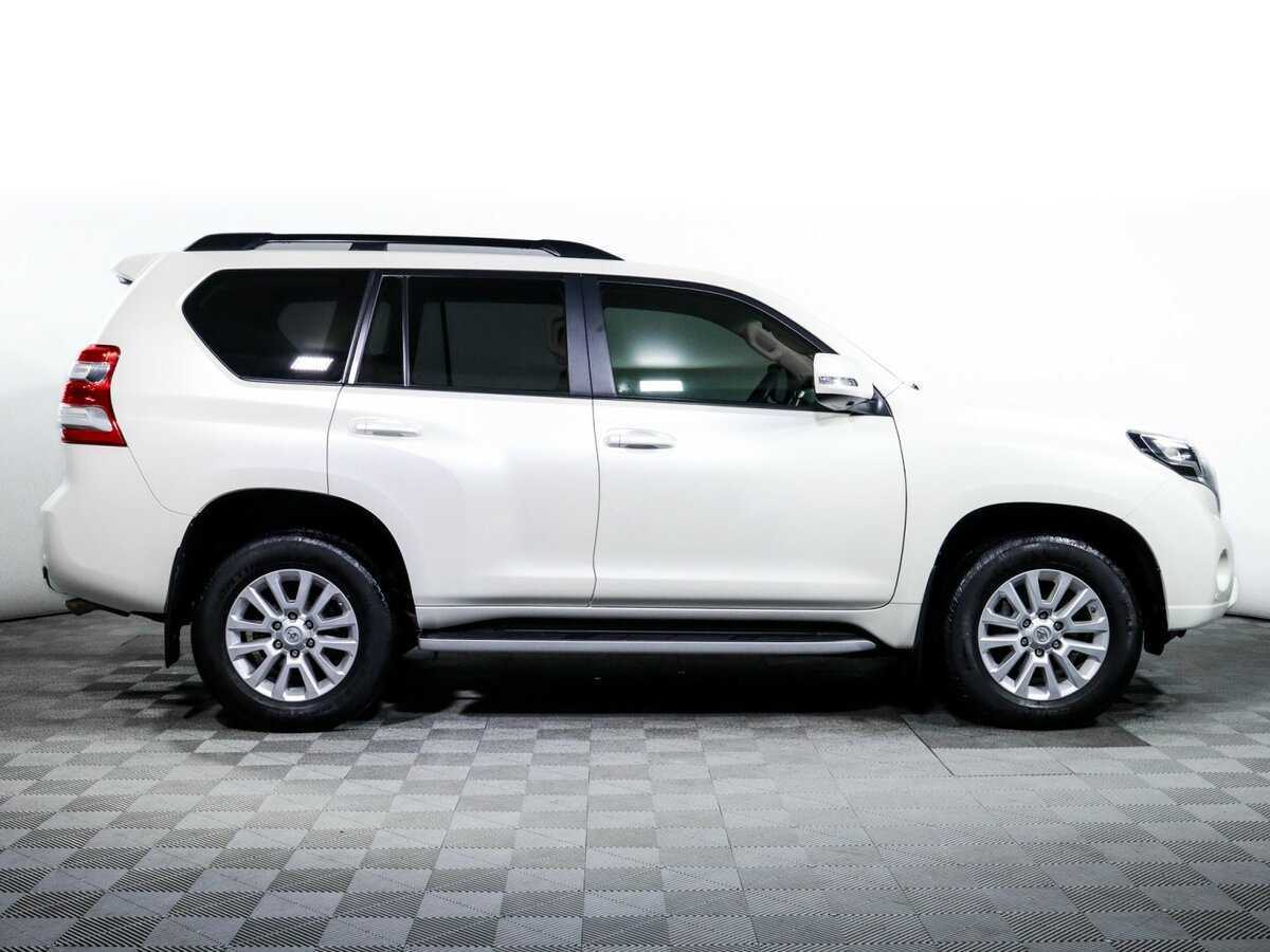 Toyota Land Cruiser Prado с пробегом — 2016 год. Фото: #3