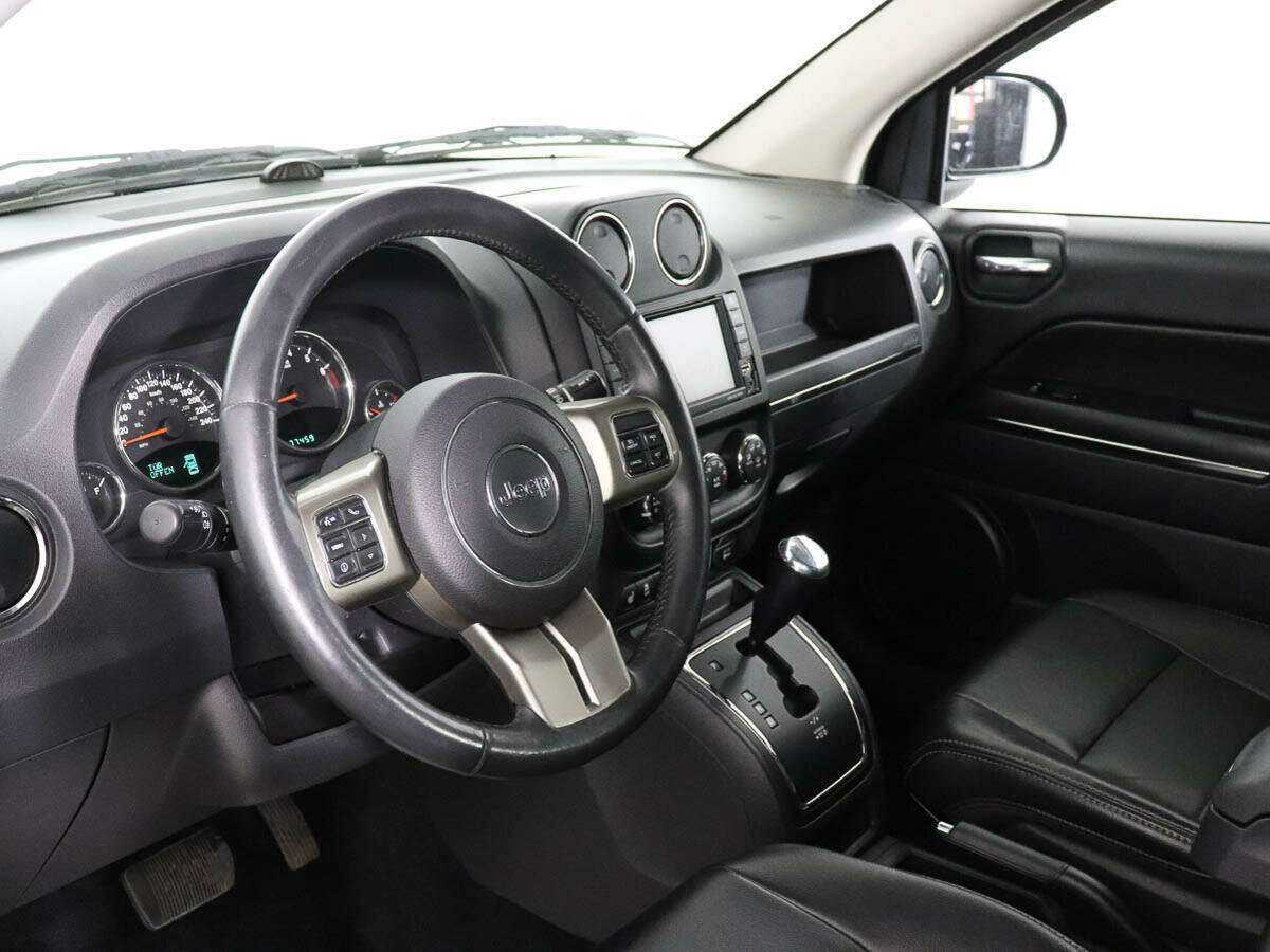 Jeep Compass с пробегом — 2012 год. Фото: #7