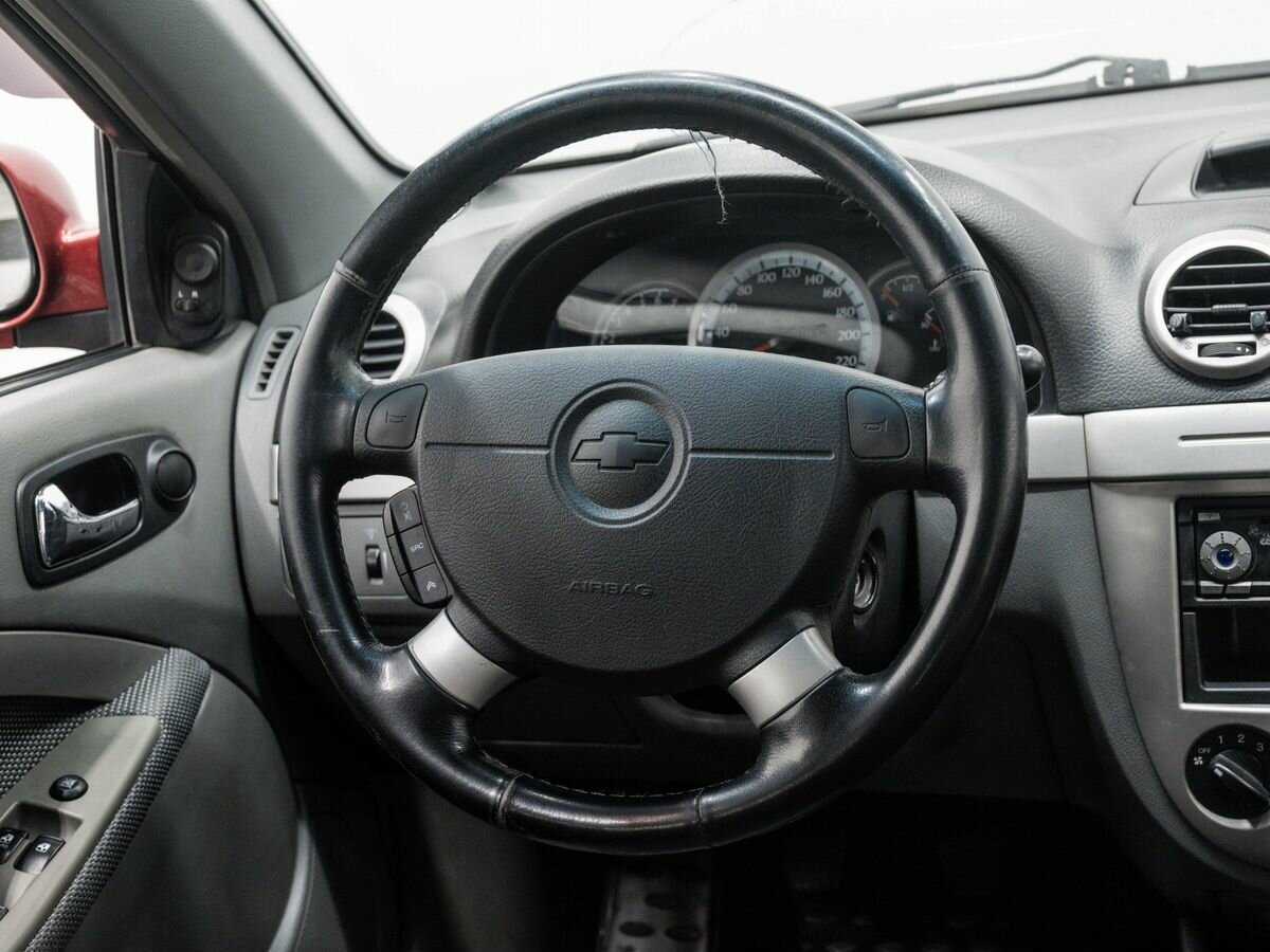 Chevrolet Lacetti с пробегом — 2008 год. Фото: #9