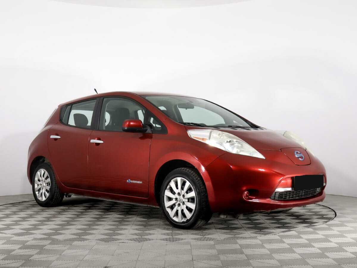 Nissan Leaf с пробегом — 2013 год. Фото: #2