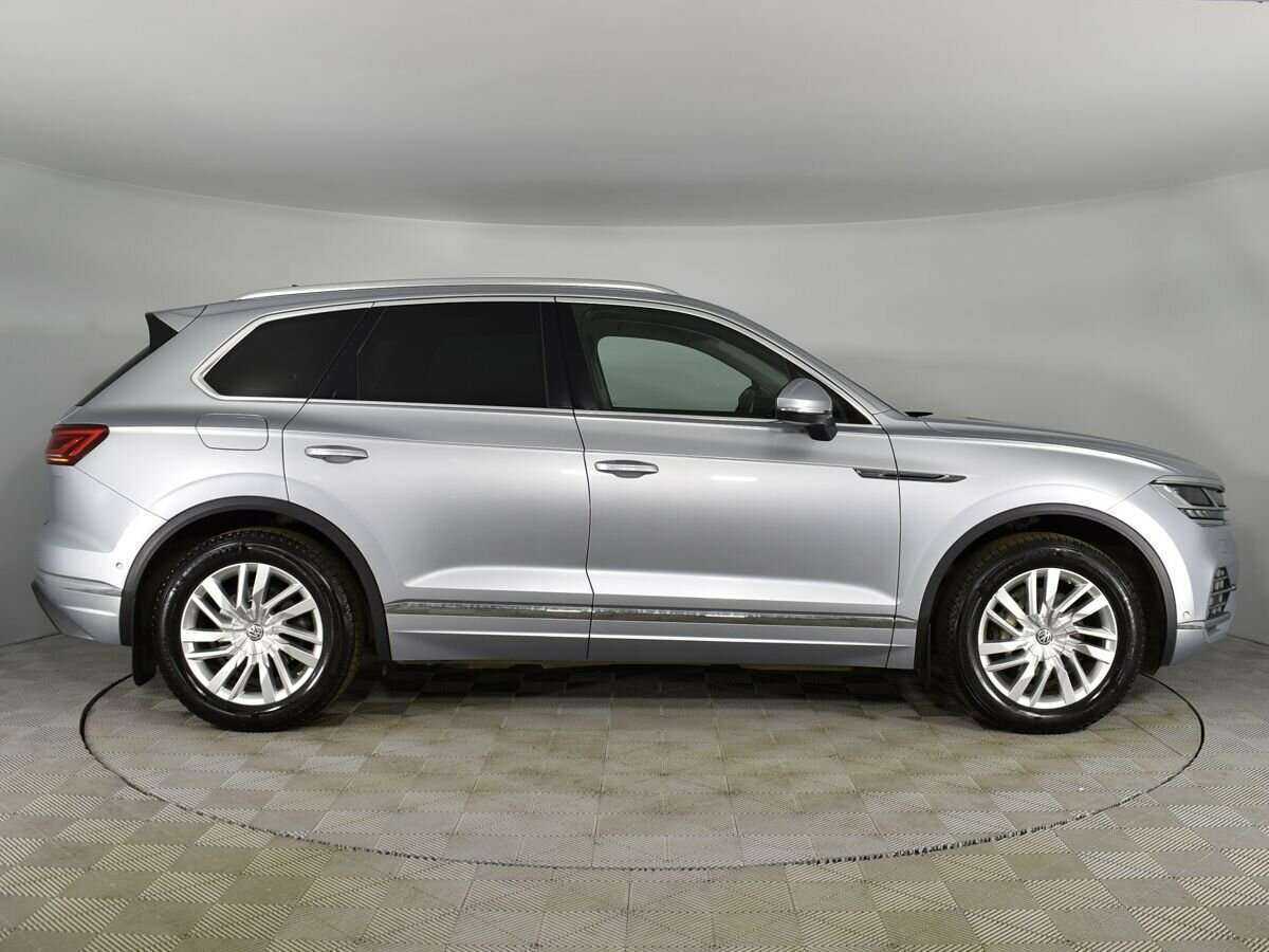 Volkswagen Touareg с пробегом — 2019 год. Фото: #4