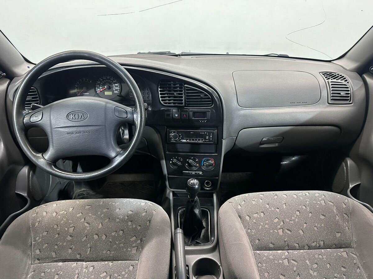 Kia Spectra с пробегом — 2008 год. Фото: #8
