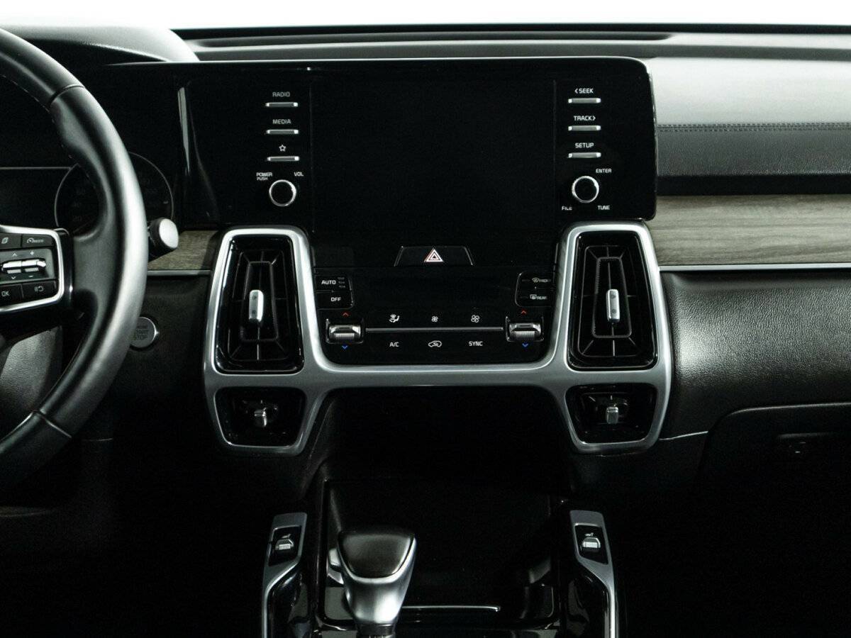 Kia Sorento с пробегом — 2020 год. Фото: #13