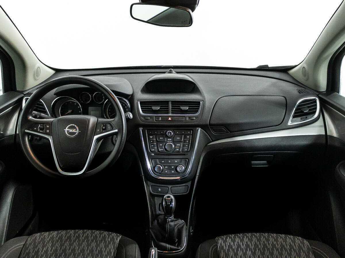Opel Mokka с пробегом — 2013 год. Фото: #12