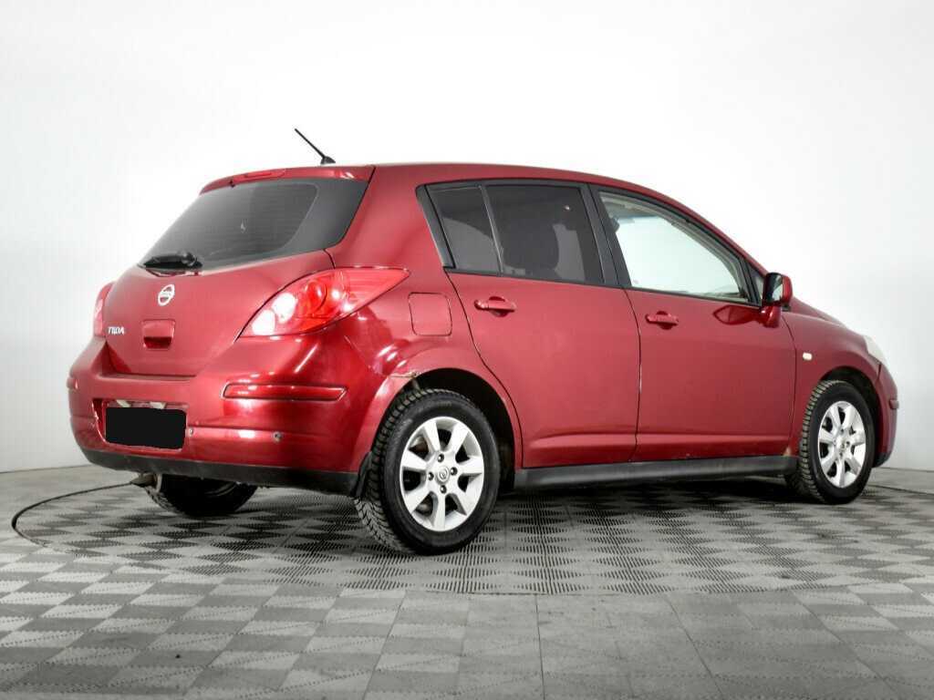Nissan Tiida с пробегом — 2008 год. Фото: #4