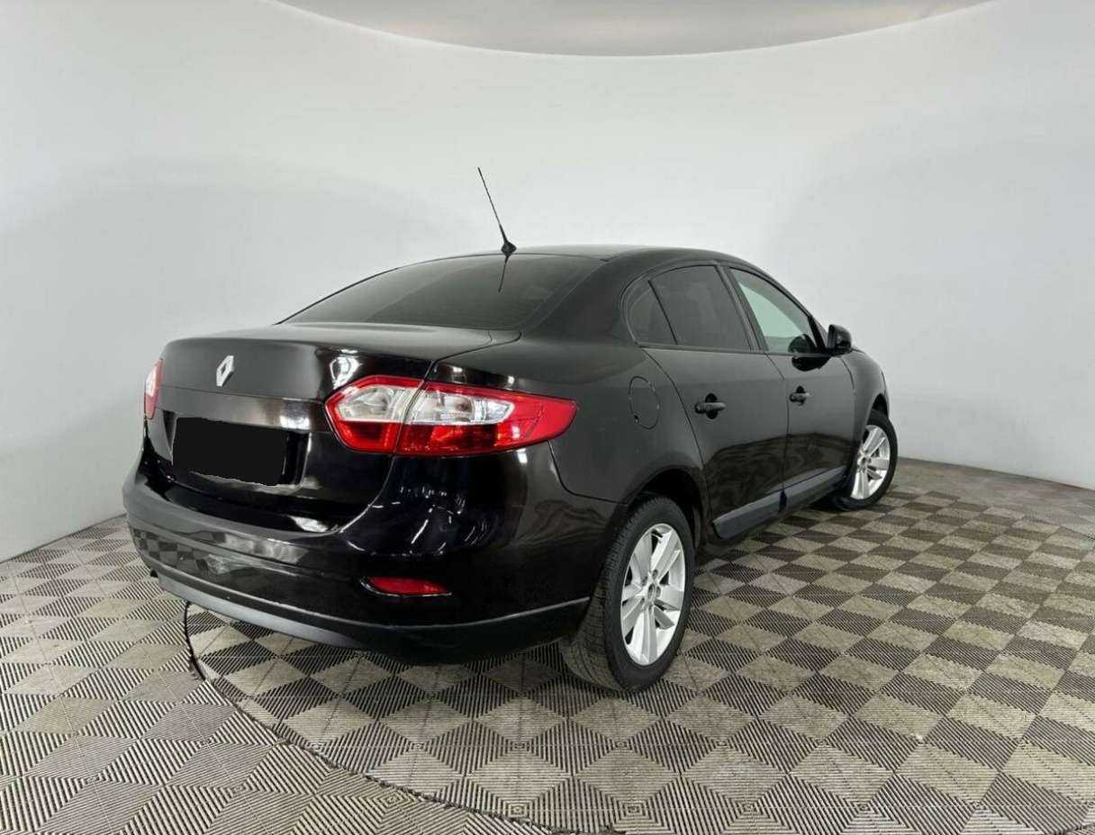 Renault Fluence с пробегом — 2014 год. Фото: #5