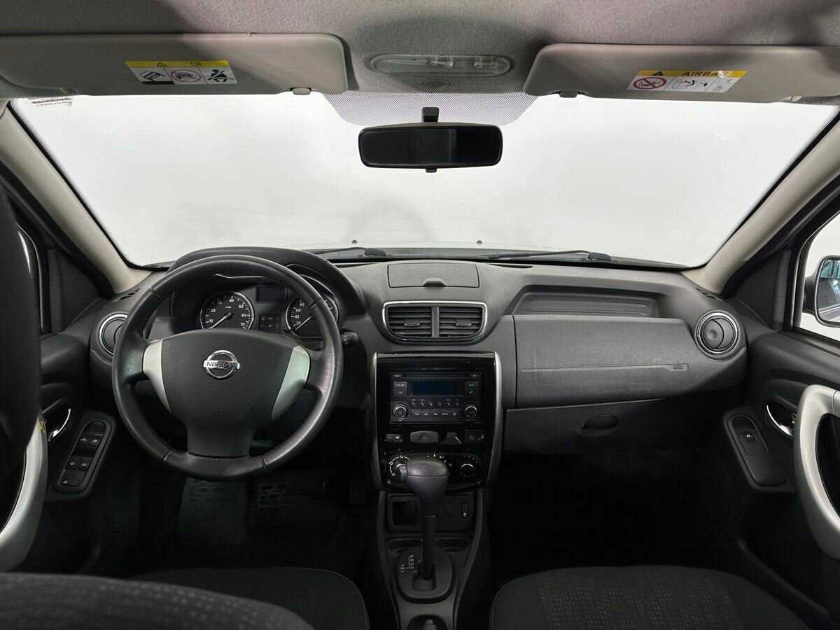 Nissan Terrano с пробегом — 2015 год. Фото: #6