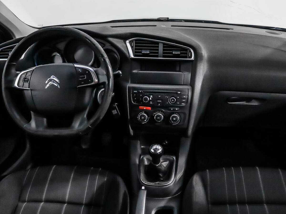 Citroen C4 с пробегом — 2012 год. Фото: #11