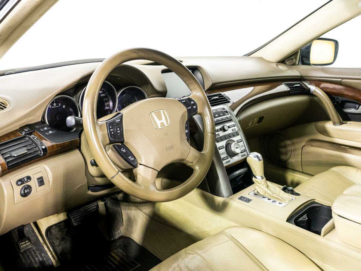 Honda Legend с пробегом — 2006 год. Фото: #10