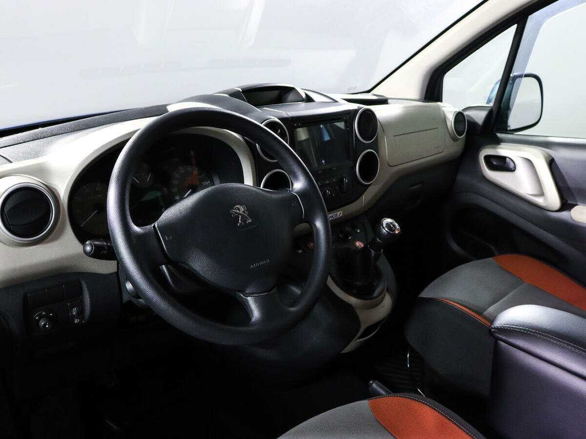 Peugeot Partner с пробегом — 2016 год. Фото: #13