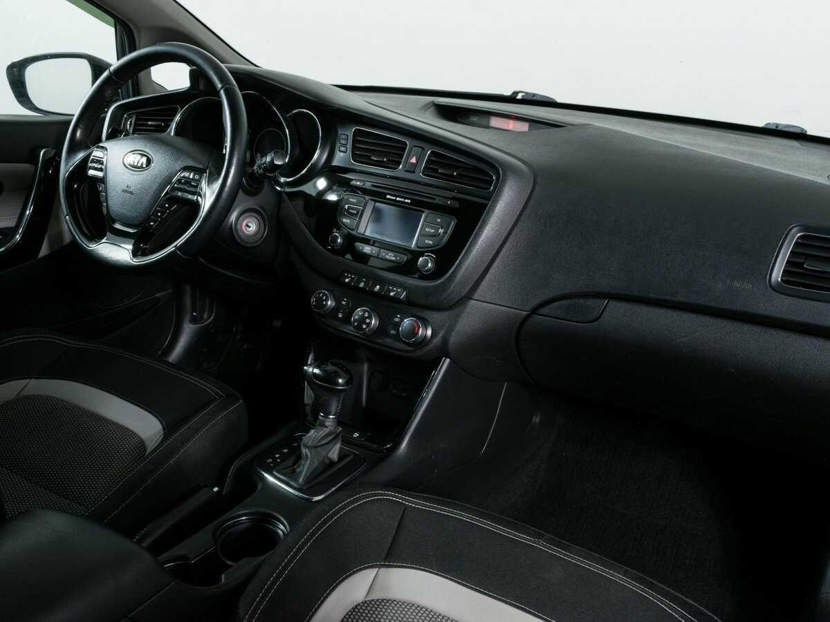 Kia Ceed с пробегом — 2014 год. Фото: #9