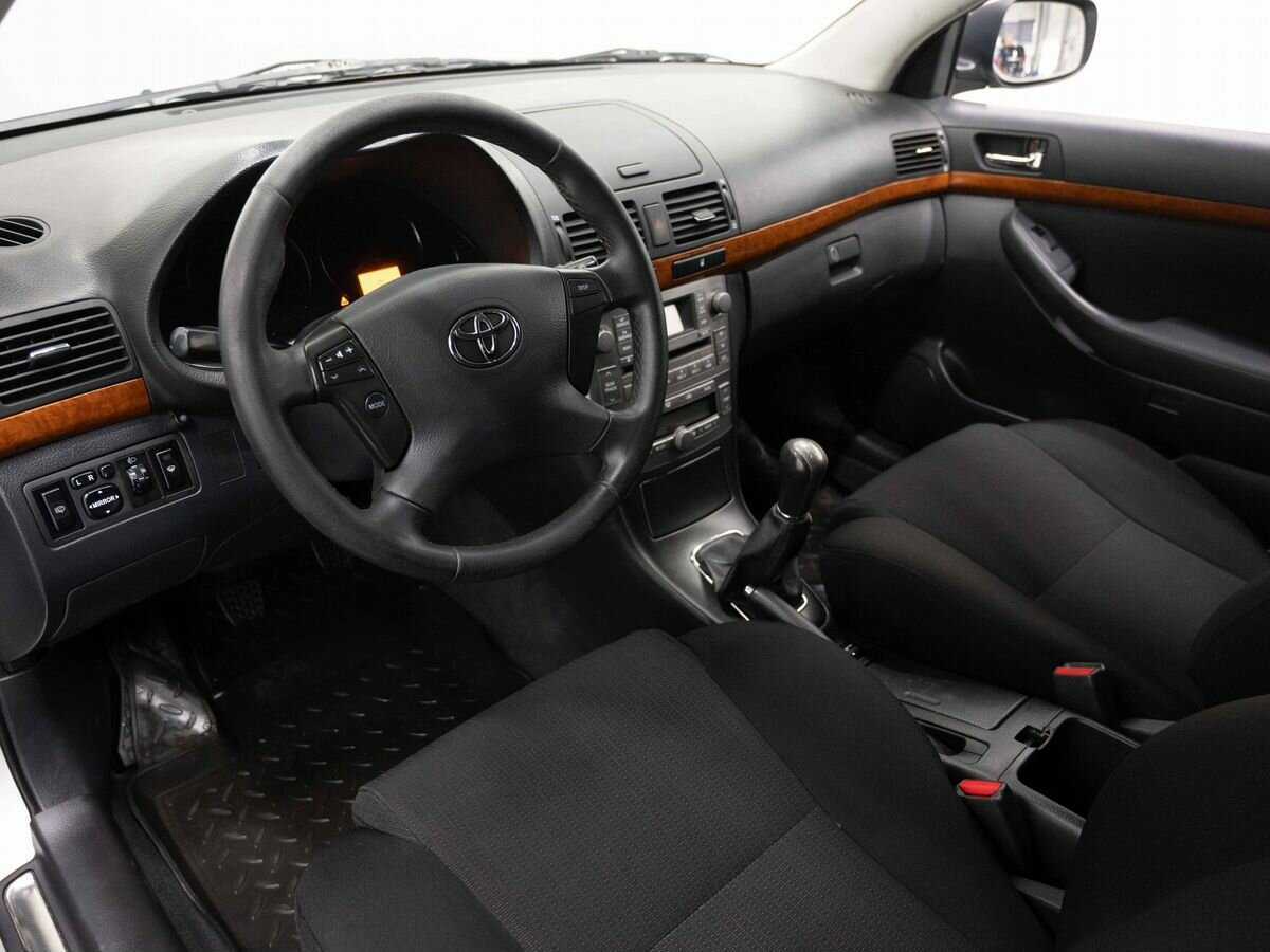 Toyota Avensis с пробегом — 2007 год. Фото: #6