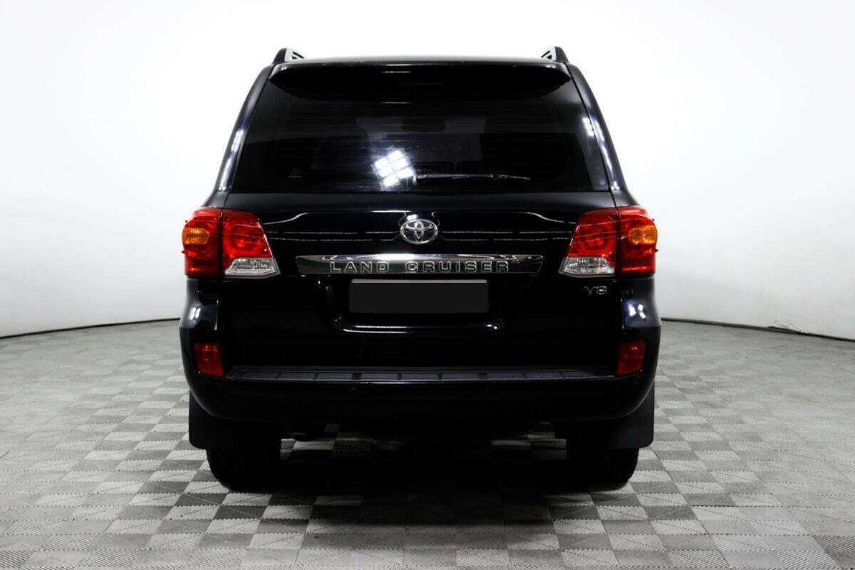 Toyota Land Cruiser с пробегом — 2012 год. Фото: #5