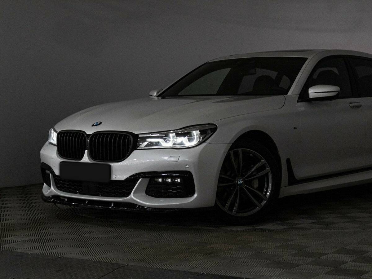 BMW 7 серии с пробегом — 2016 год. Фото: #34