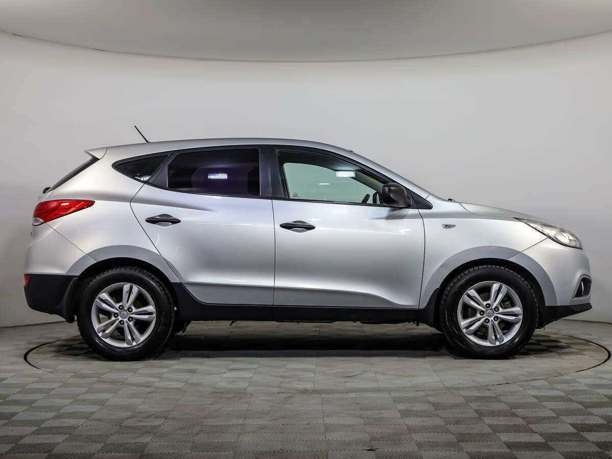 Hyundai ix35 с пробегом — 2011 год. Фото: #2