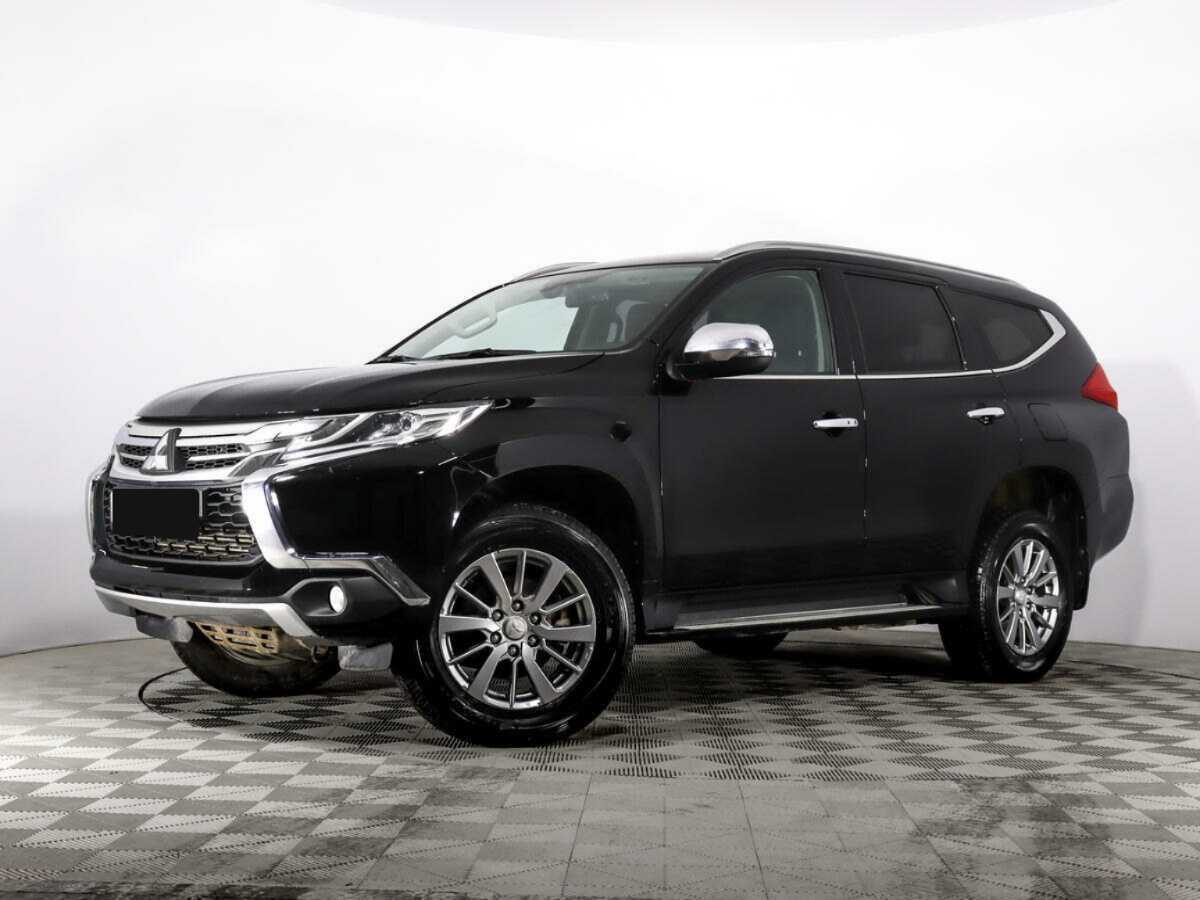 Mitsubishi Pajero Sport с пробегом — 2019 год. Фото: #0