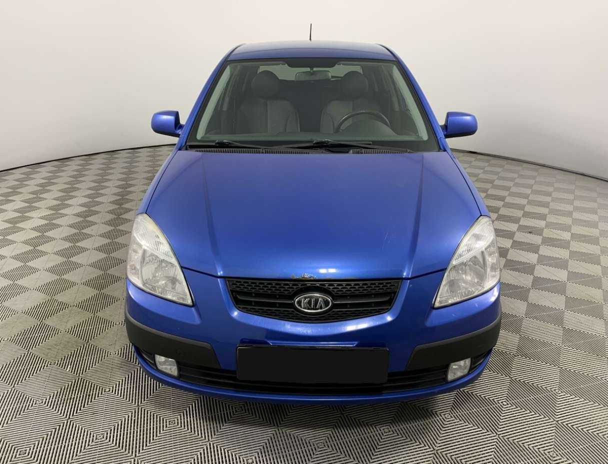 Kia Rio с пробегом — 2009 год. Фото: #1