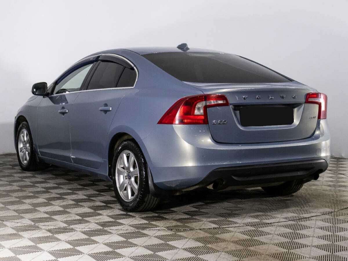 Volvo S60 с пробегом — 2011 год. Фото: #6