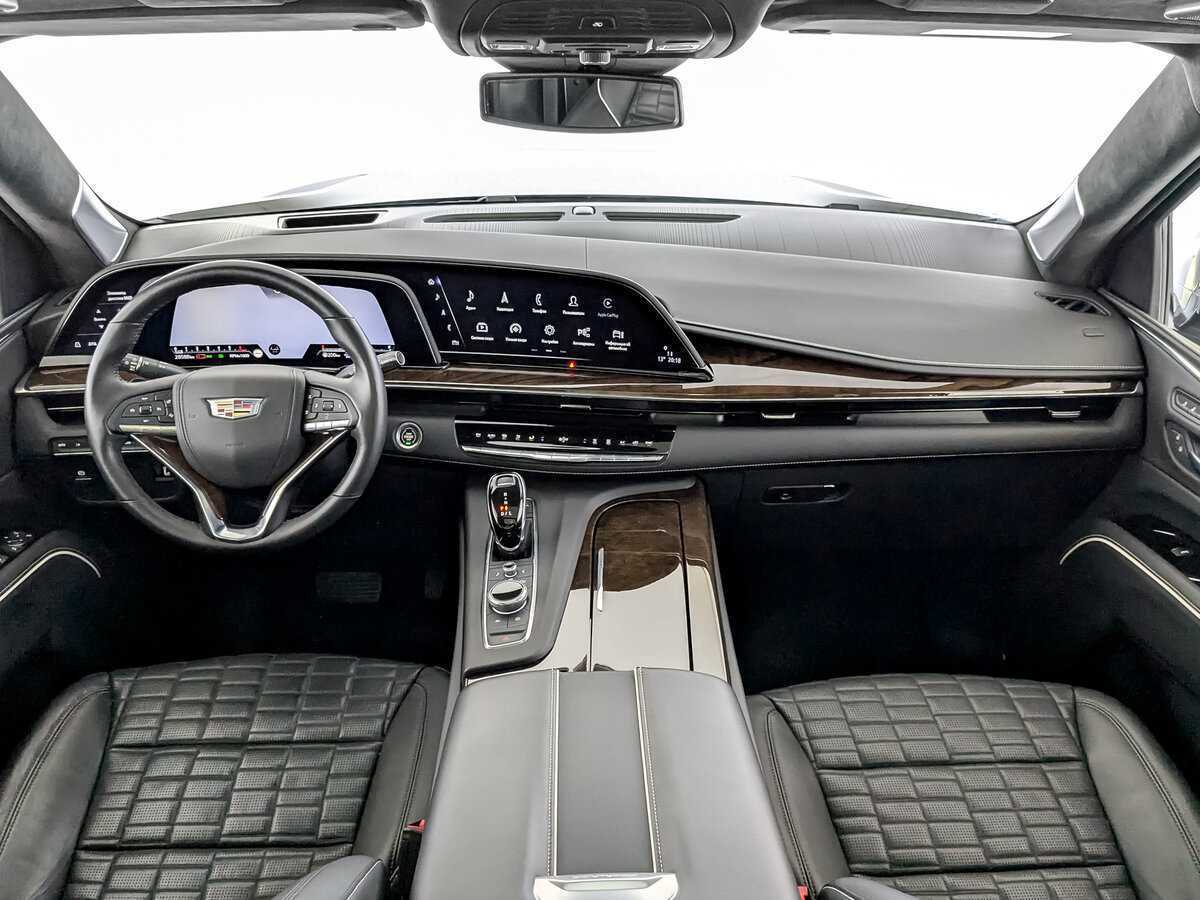 Cadillac Escalade с пробегом — 2022 год. Фото: #13