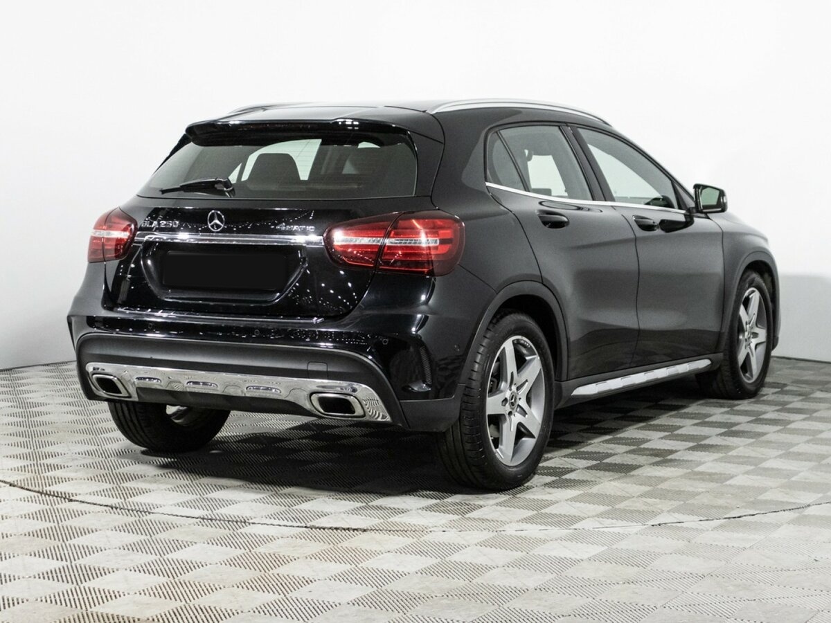 Mercedes-Benz GLA с пробегом — 2017 год. Фото: #4