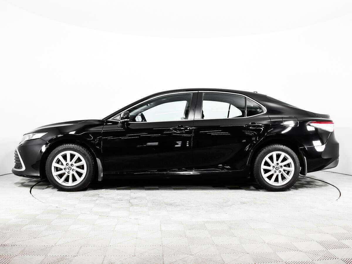 Toyota Camry с пробегом — 2021 год. Фото: #9