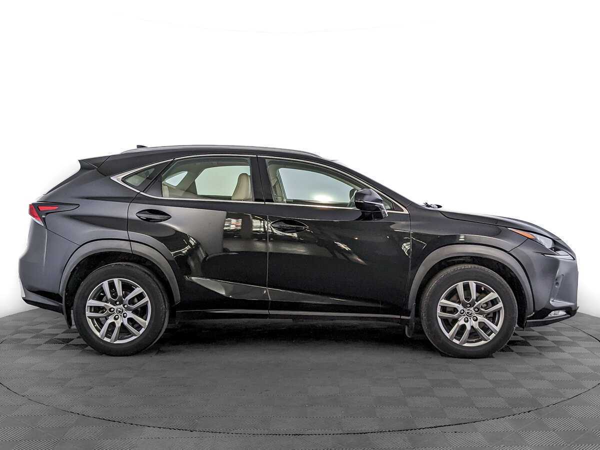 Lexus NX с пробегом — 2018 год. Фото: #3