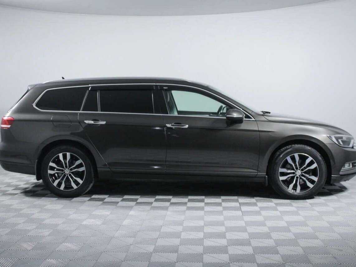 Volkswagen Passat с пробегом — 2017 год. Фото: #3