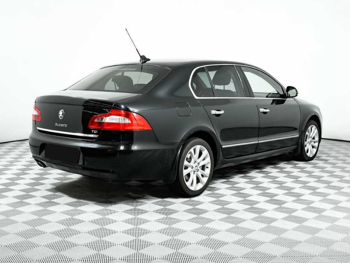 Skoda Superb с пробегом — 2009 год. Фото: #4