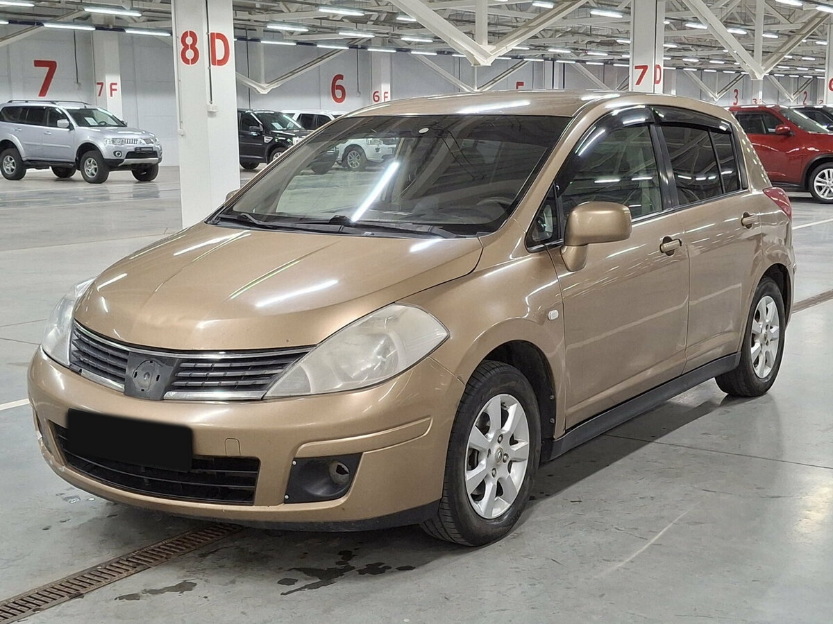 Nissan Tiida с пробегом — 2008 год. Посмотреть фото
