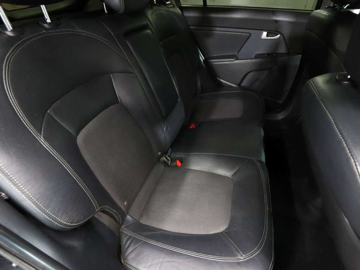 Kia Sportage с пробегом — 2011 год. Фото: #11
