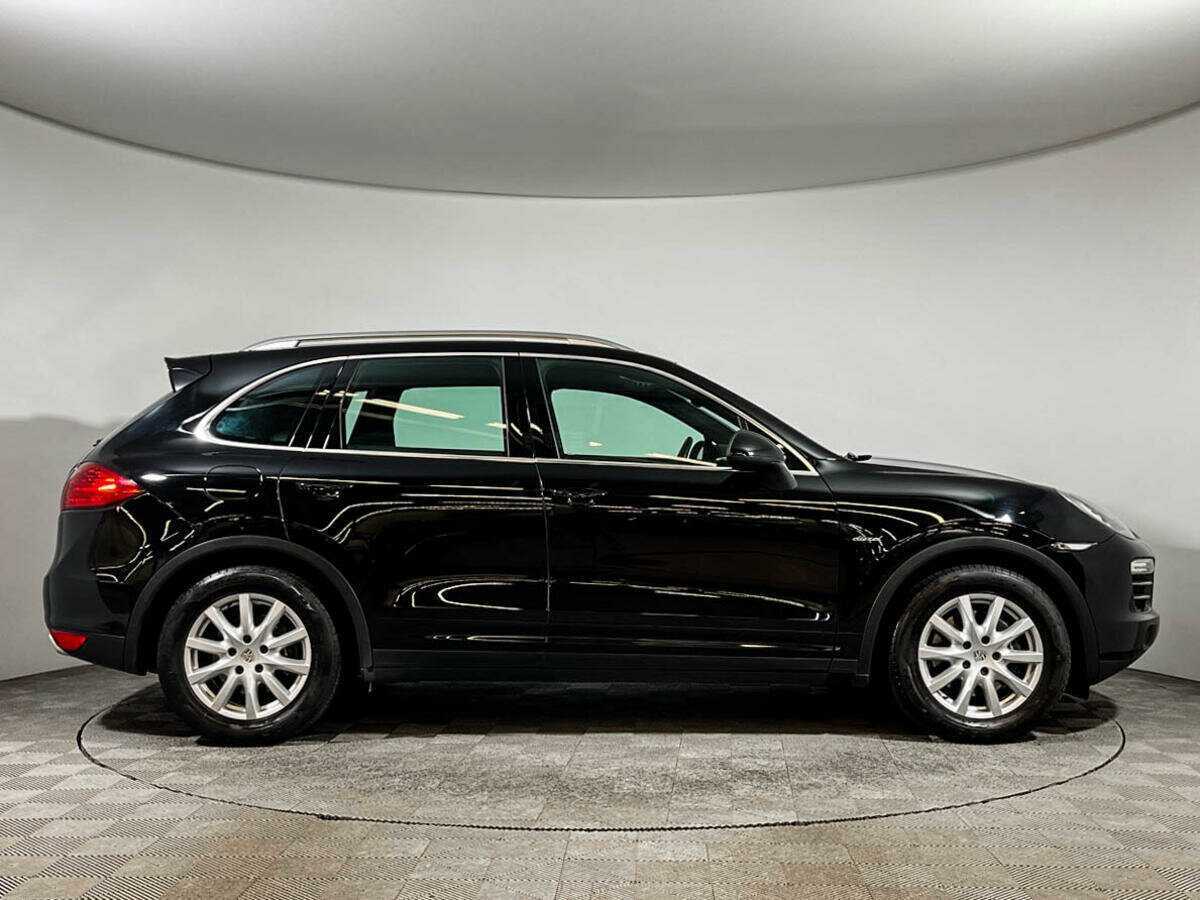 Porsche Cayenne с пробегом — 2012 год. Фото: #3