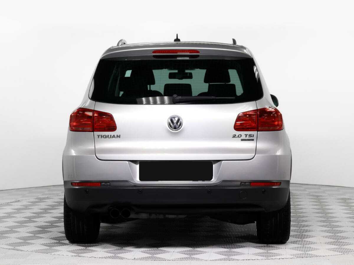 Volkswagen Tiguan с пробегом — 2011 год. Фото: #4