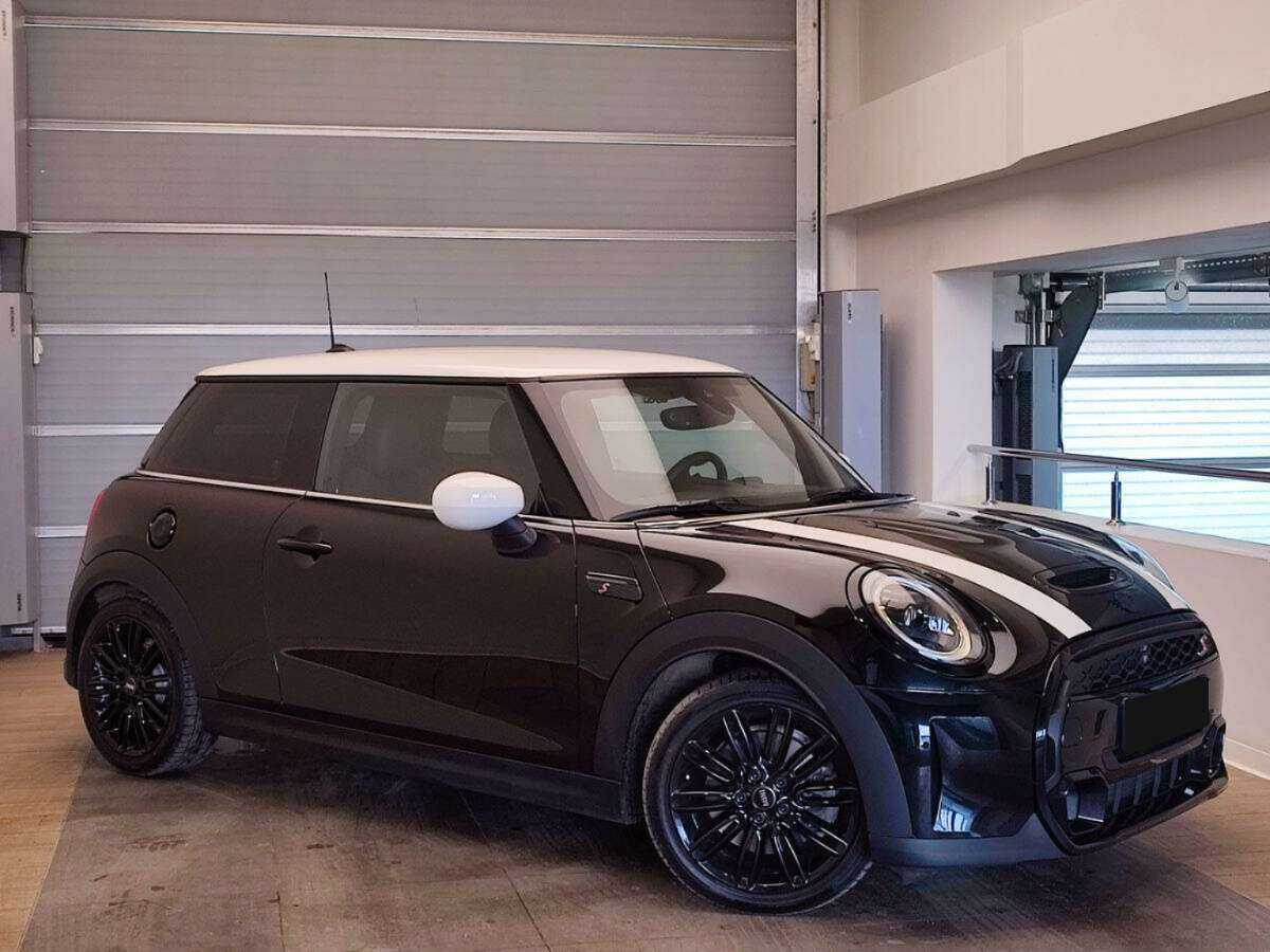 Mini Hatch с пробегом — 2021 год. Фото: #2