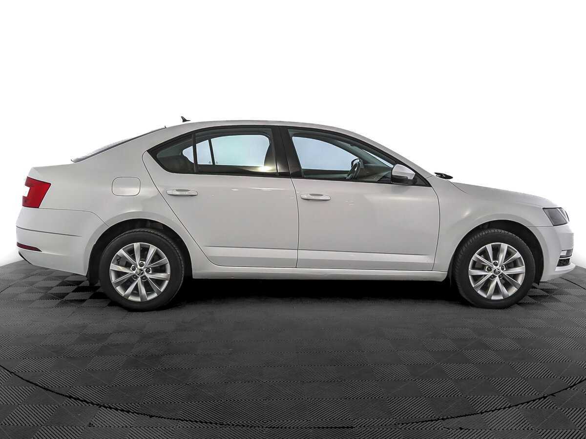 Skoda Octavia с пробегом — 2019 год. Фото: #3