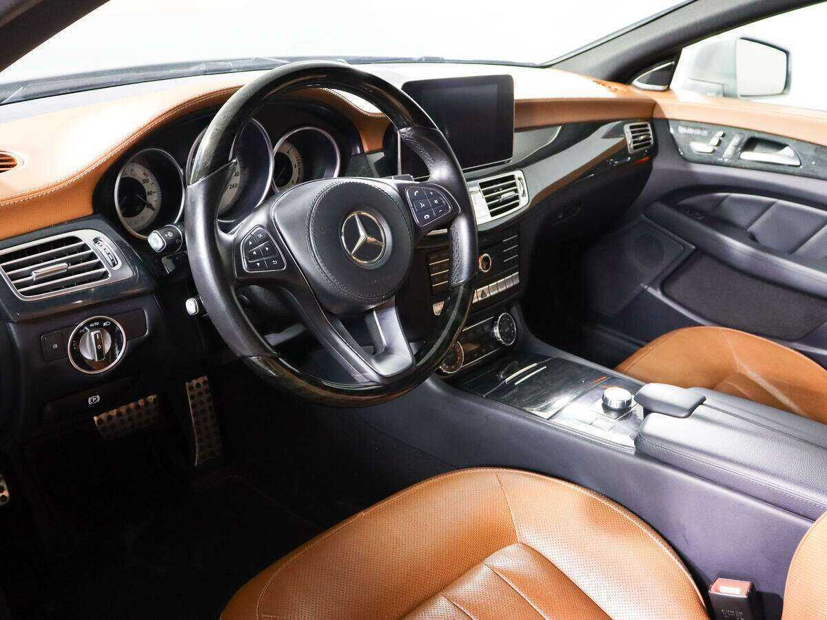 Mercedes-Benz CLS с пробегом — 2014 год. Фото: #12