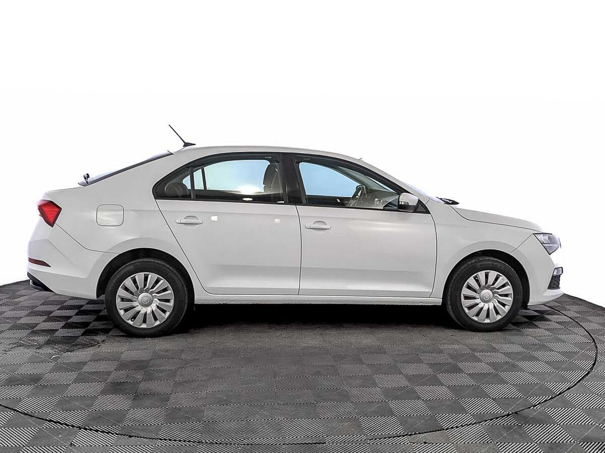 Skoda Rapid с пробегом — 2020 год. Фото: #3