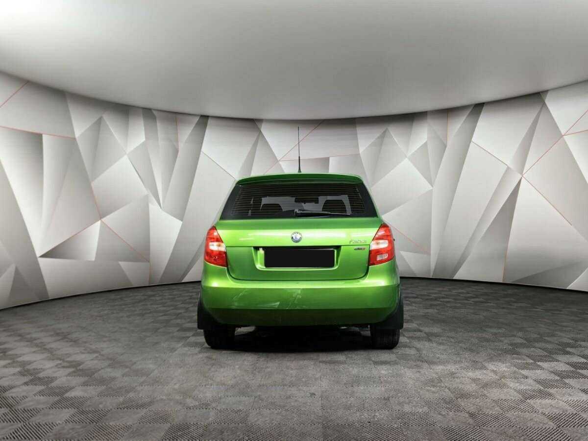 Skoda Fabia с пробегом — 2011 год. Фото: #7