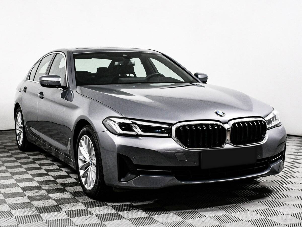 BMW 5 серии с пробегом — 2023 год. Фото: #2