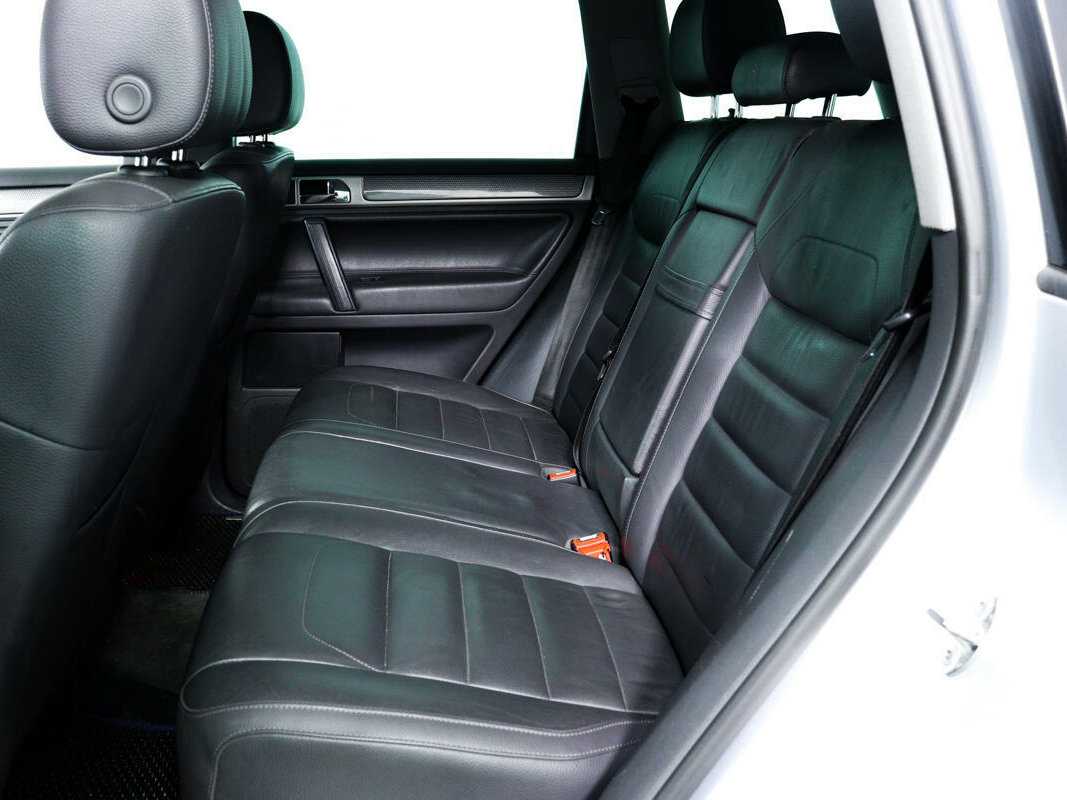Volkswagen Touareg с пробегом — 2007 год. Фото: #11