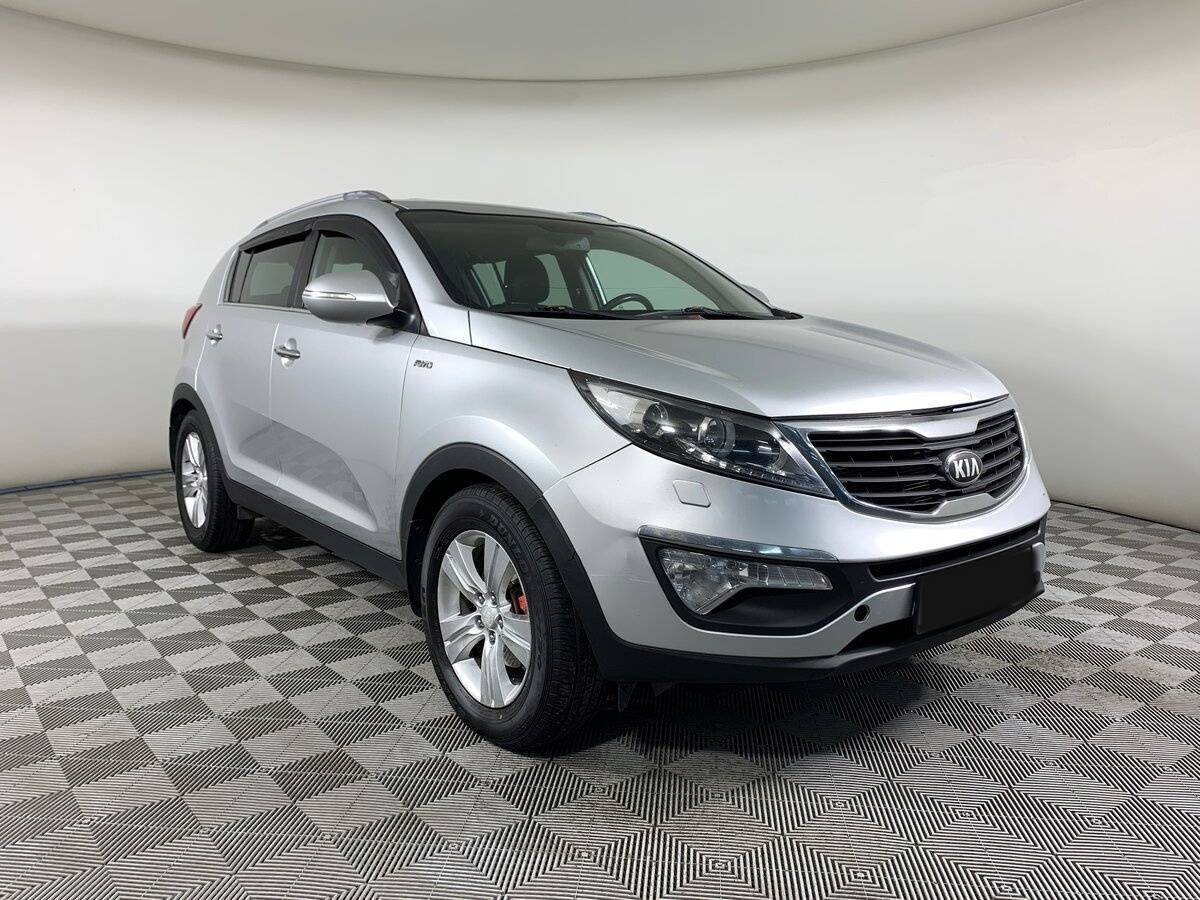 Kia Sportage с пробегом — 2011 год. Фото: #2