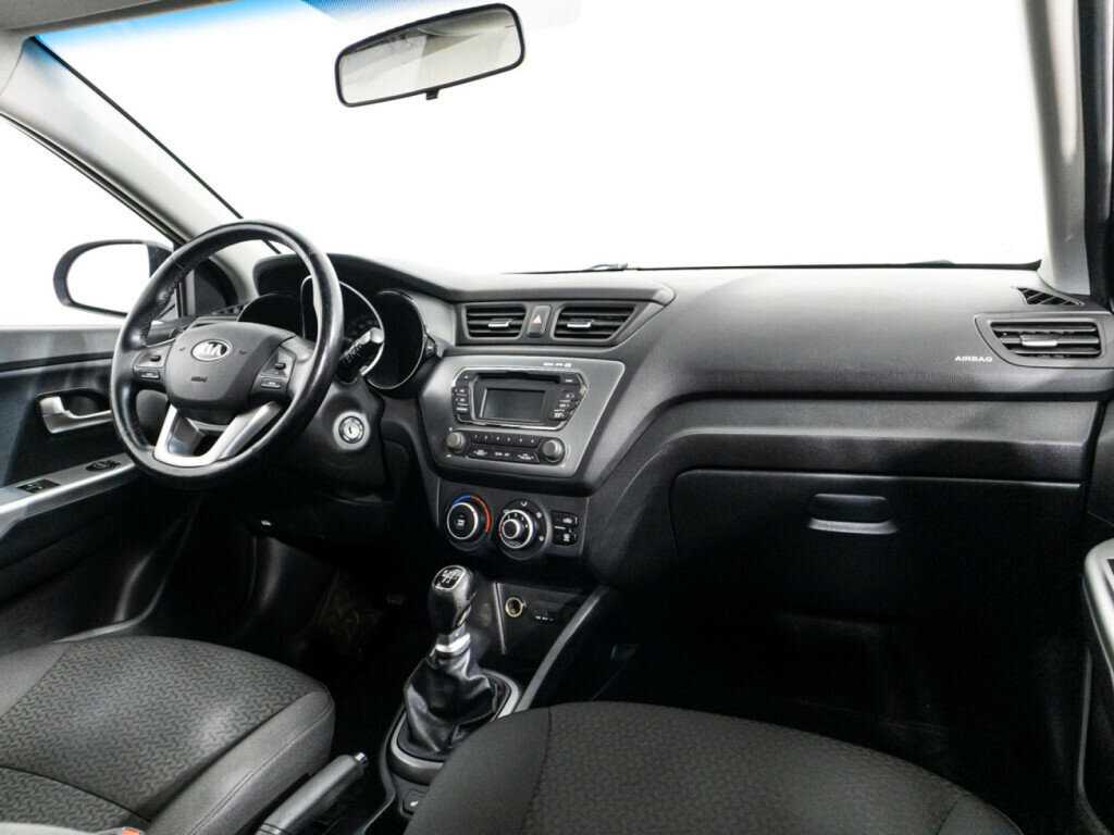 Kia Rio с пробегом — 2014 год. Фото: #8