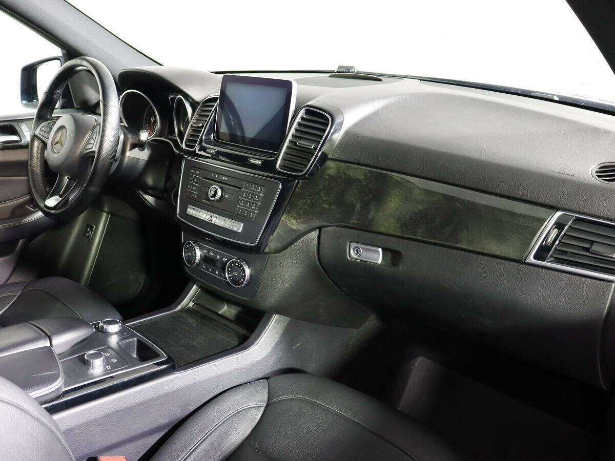 Mercedes-Benz GLE с пробегом — 2015 год. Фото: #5
