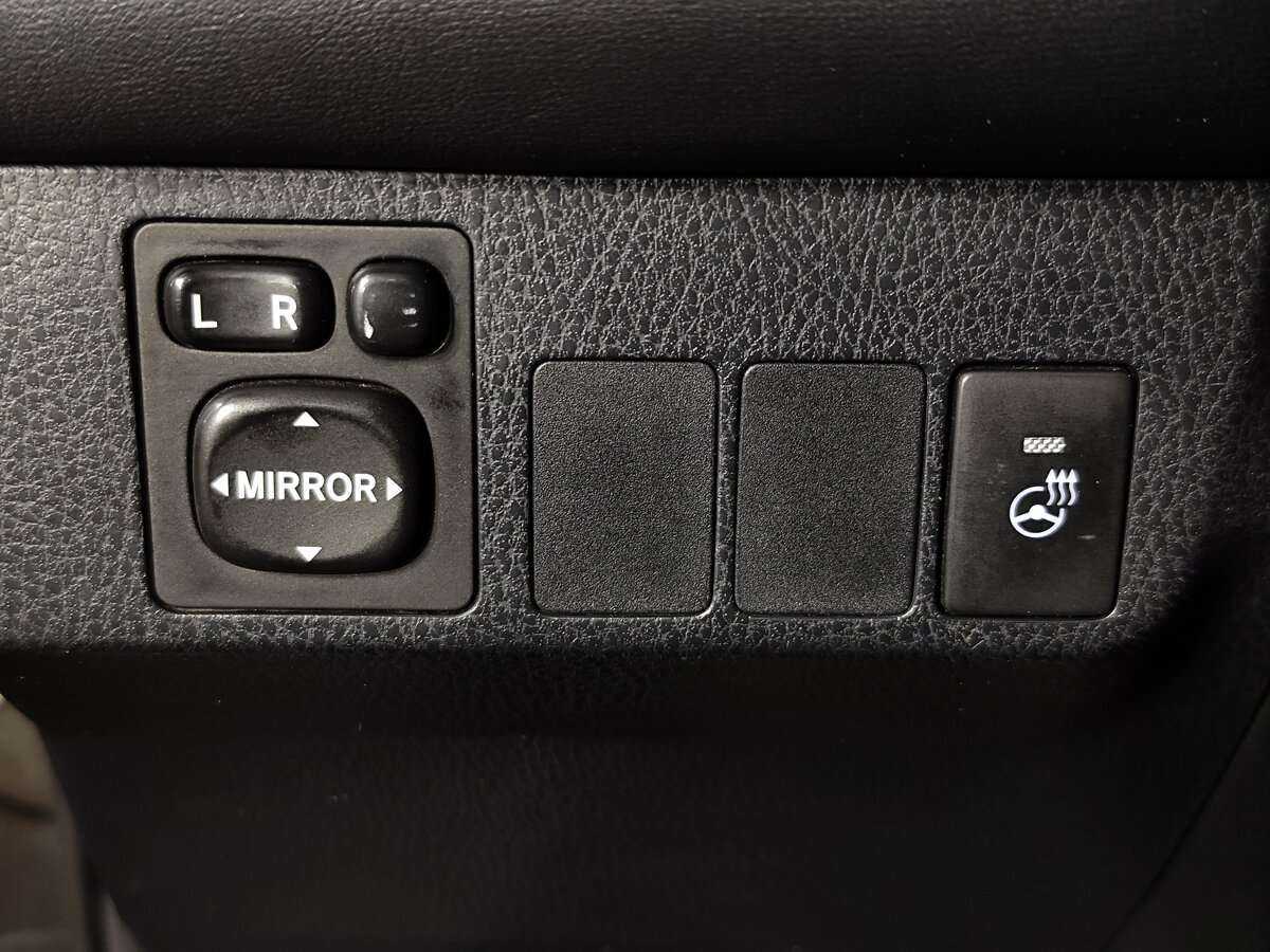 Toyota RAV4 с пробегом — 2015 год. Фото: #18