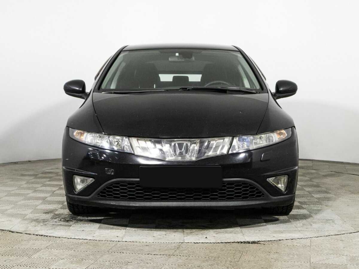 Honda Civic с пробегом — 2006 год. Фото: #1