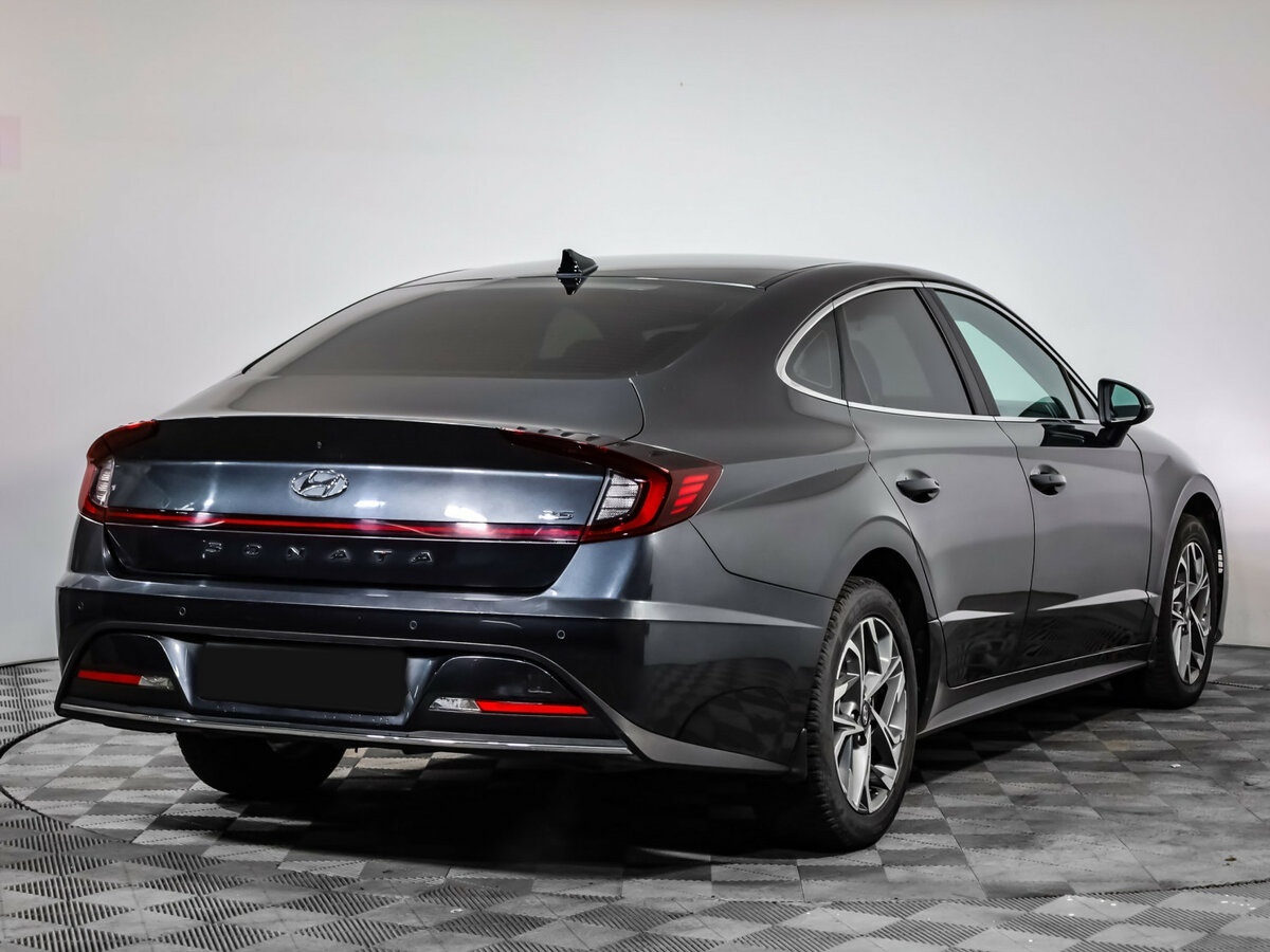 Hyundai Sonata с пробегом — 2022 год. Фото: #3