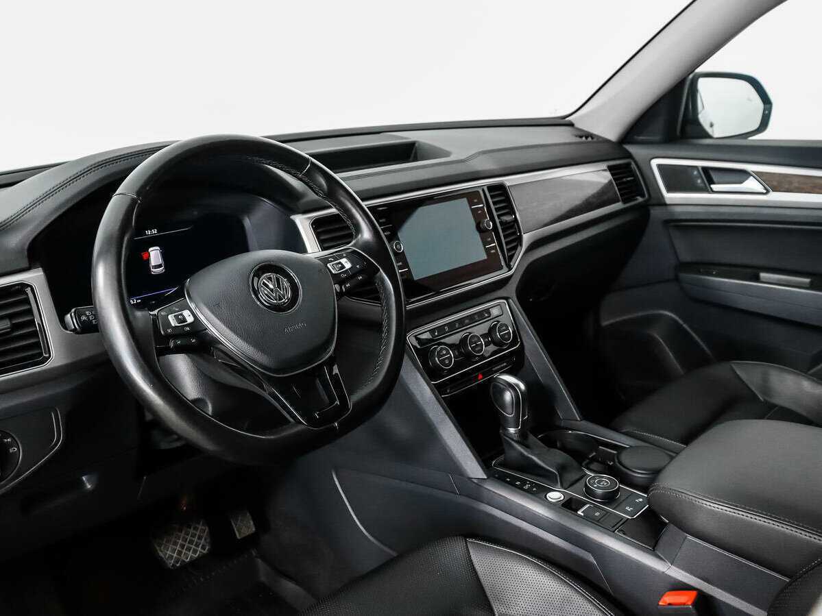 Volkswagen Teramont с пробегом — 2018 год. Фото: #8