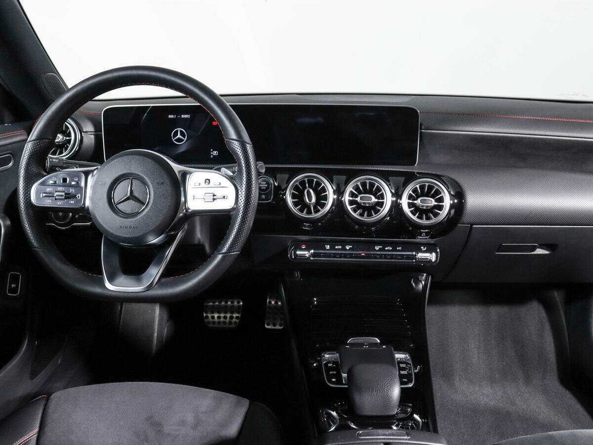 Mercedes-Benz CLA с пробегом — 2019 год. Фото: #11