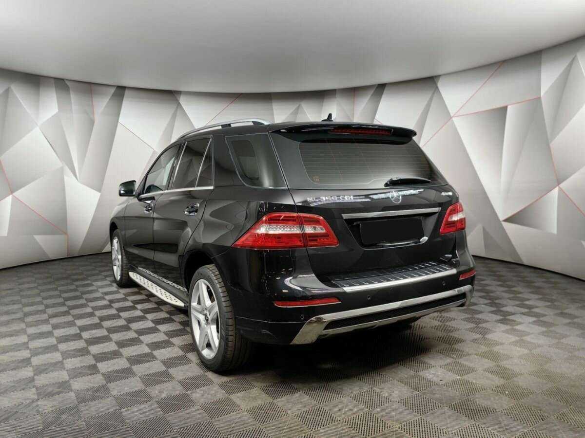 Mercedes-Benz M-Класс с пробегом — 2013 год. Фото: #3