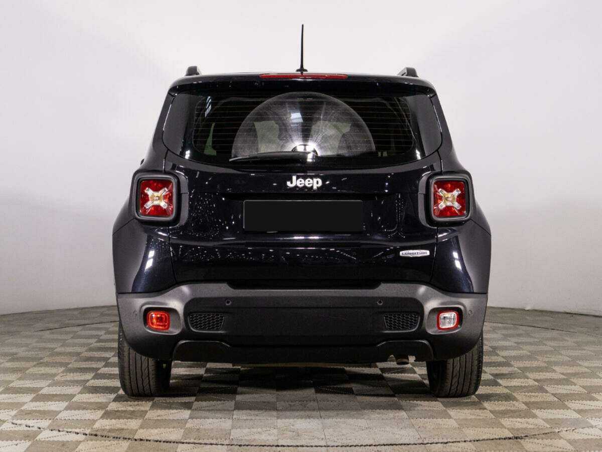 Jeep Renegade с пробегом — 2017 год. Фото: #5