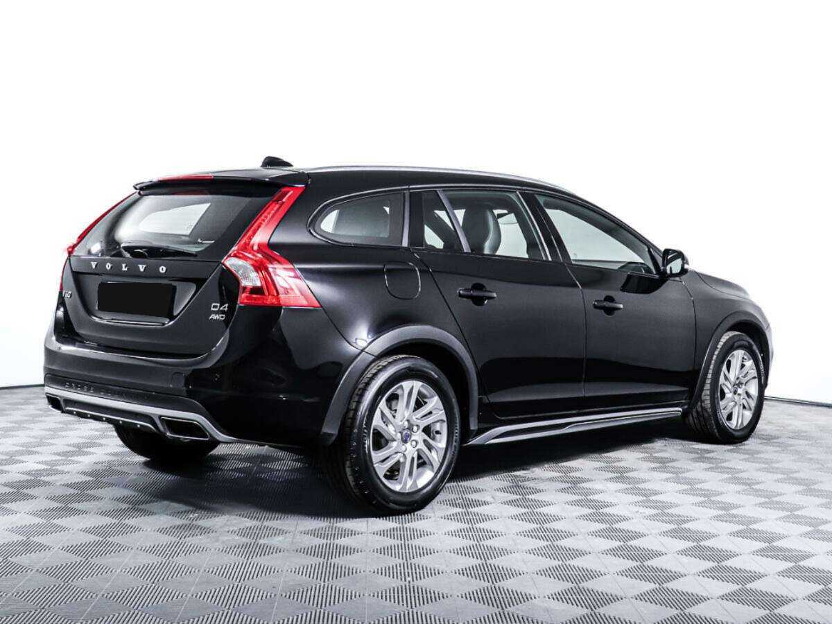 Volvo V60 Cross Country с пробегом — 2016 год. Фото: #4